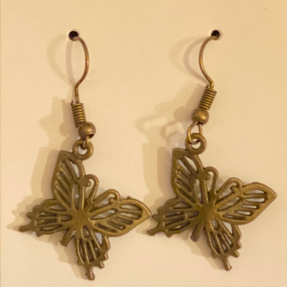 Cute butterfly earrings!!!! - Picture 2 of 2